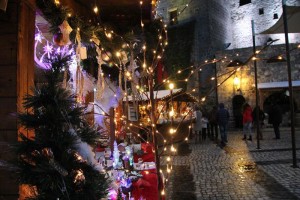 Mercatino di Natale Cadeaux al Castello 2015 Castello di Limatola eventi culturali, associazione culturale, visite guidate Napoli, turismo, Napoli, intelligo promotion, maggio dei monumenti, musei, mostre, fiere