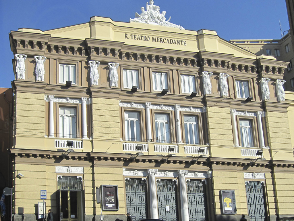 Napoli_-_Teatro_Mercadante